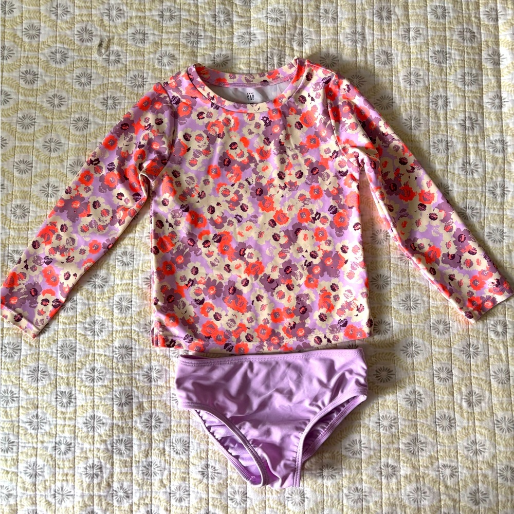 babyGap Two-Piece Rash Guard floral swimsuit